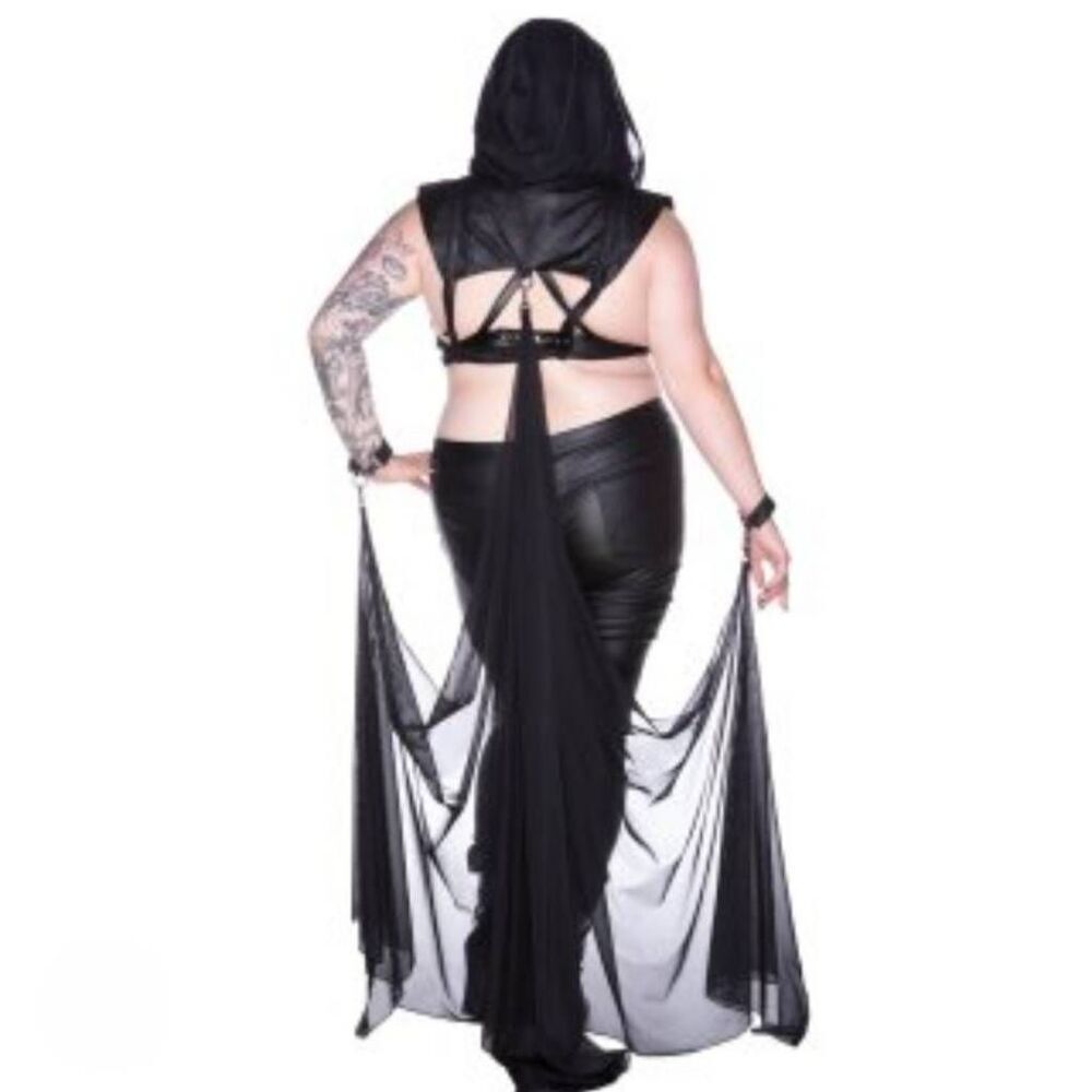 NWT Killstar Speak to Spirits Cape